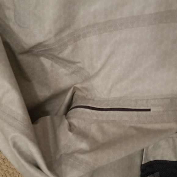 The North Face Dry Vent Stow in Pocket Women's XS Jacket - Picture 12 of 14